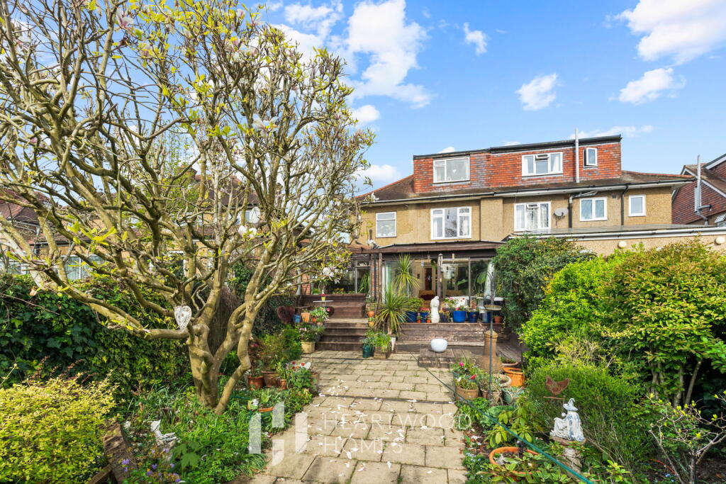 Additional image 24 of Pondfield Crescent, St Albans, AL4 9PF