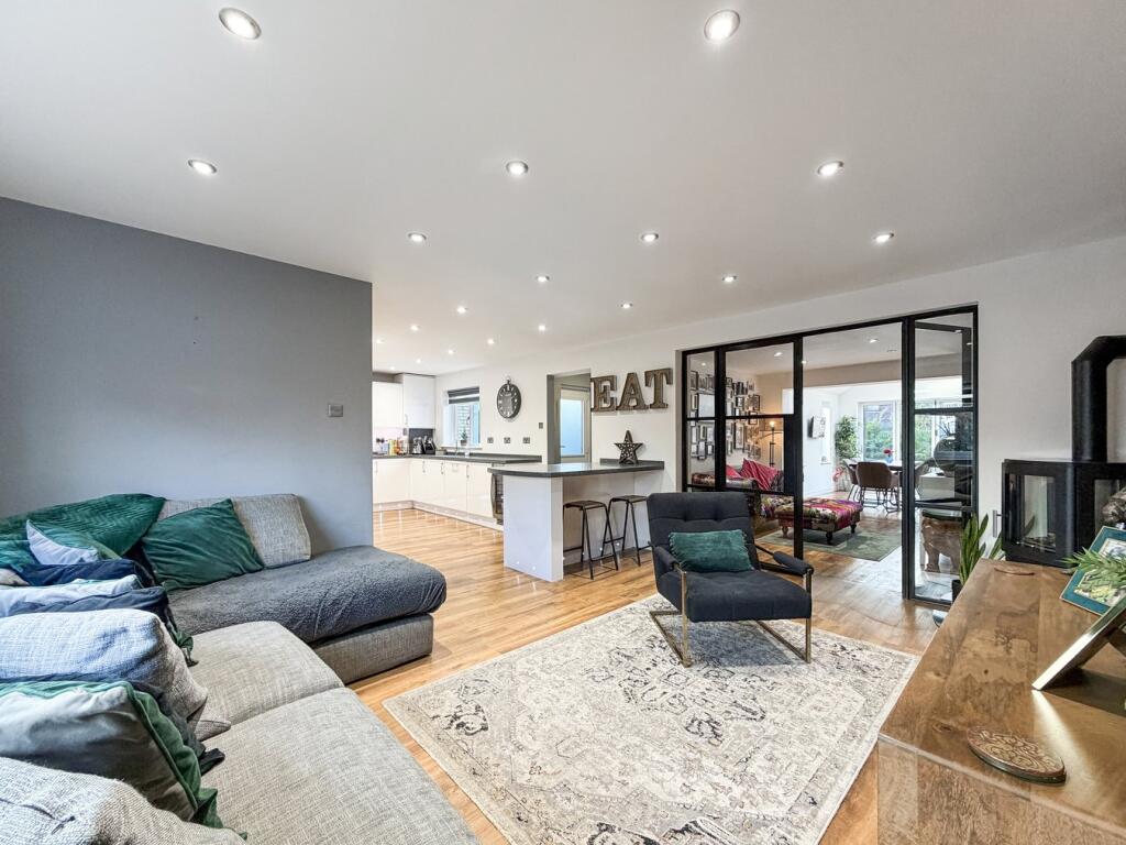 Saddlers Place, Martlesham Heath, IP5 photo 2
