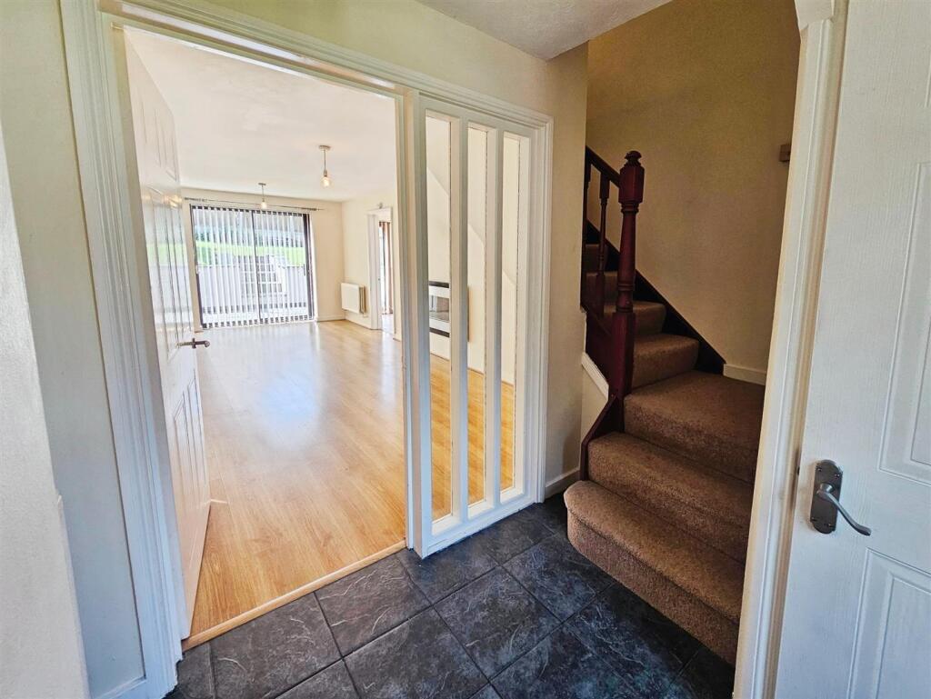 Bluebell Close, Biddulph, Staffordshire Moorlands - Ansicht 4