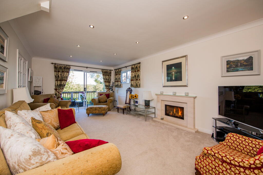 House in Tonbridge - View 4