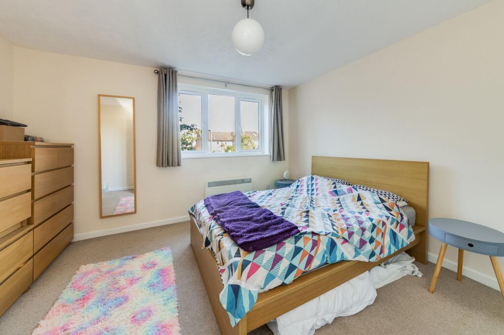 Apartment in Vale of White Horse, Long Furlong, Abingdon on Thames - View 4
