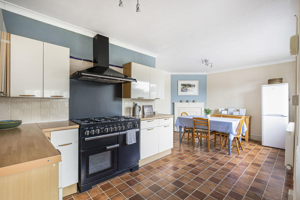 House in Cotswold, Stratton, Cirencester - View 3