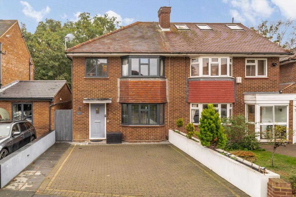 Main image of property: Princes Way, Buckhurst Hill