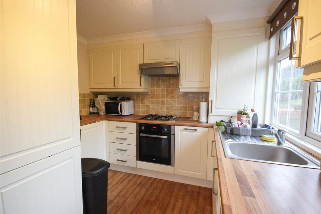 Hawthorne Terrace, Brookside Mobile Home Park, Bromham, Bedford, MK43 photo 4