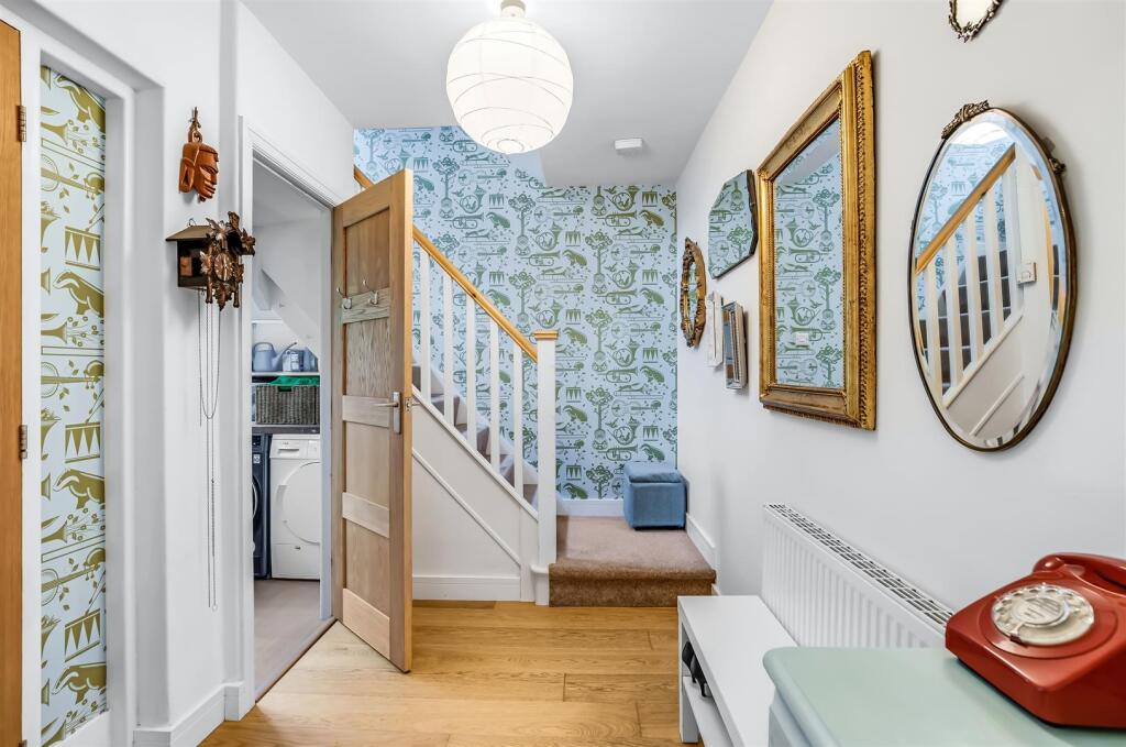 House in Bradford, Ben Rhydding, Ilkley - View 2