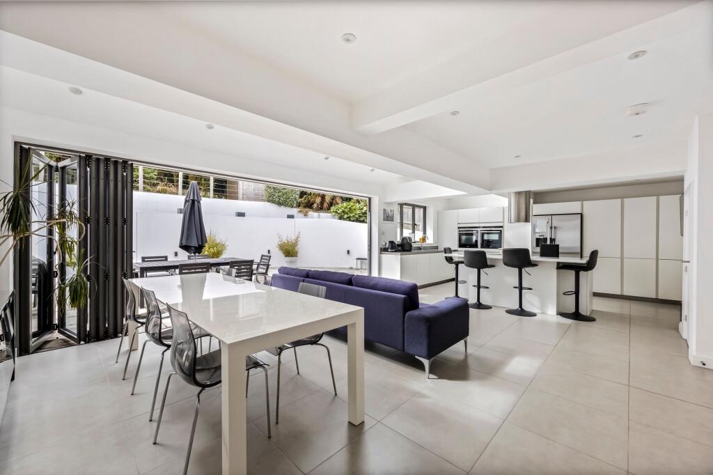 House in Brighton, Withdean - View 5
