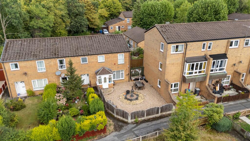Main image of property: Violet Close, Birchwood, WA3