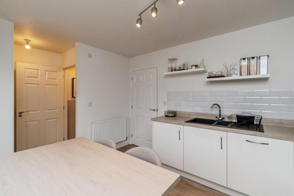 House in Wolverhampton - View 4