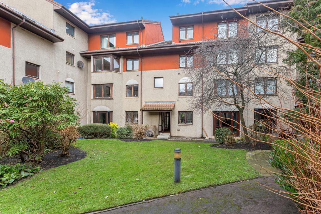Main image of property: 4/3 New Orchardfield, Leith, Edinburgh, EH6 5ES