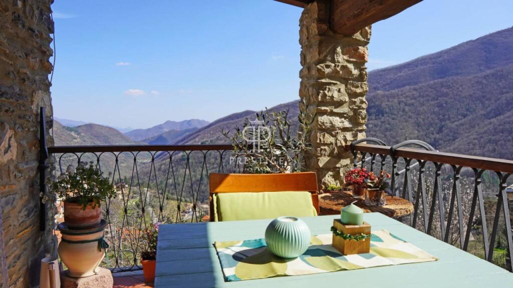 Main image of property: Liguria, Imperia, Rezzo