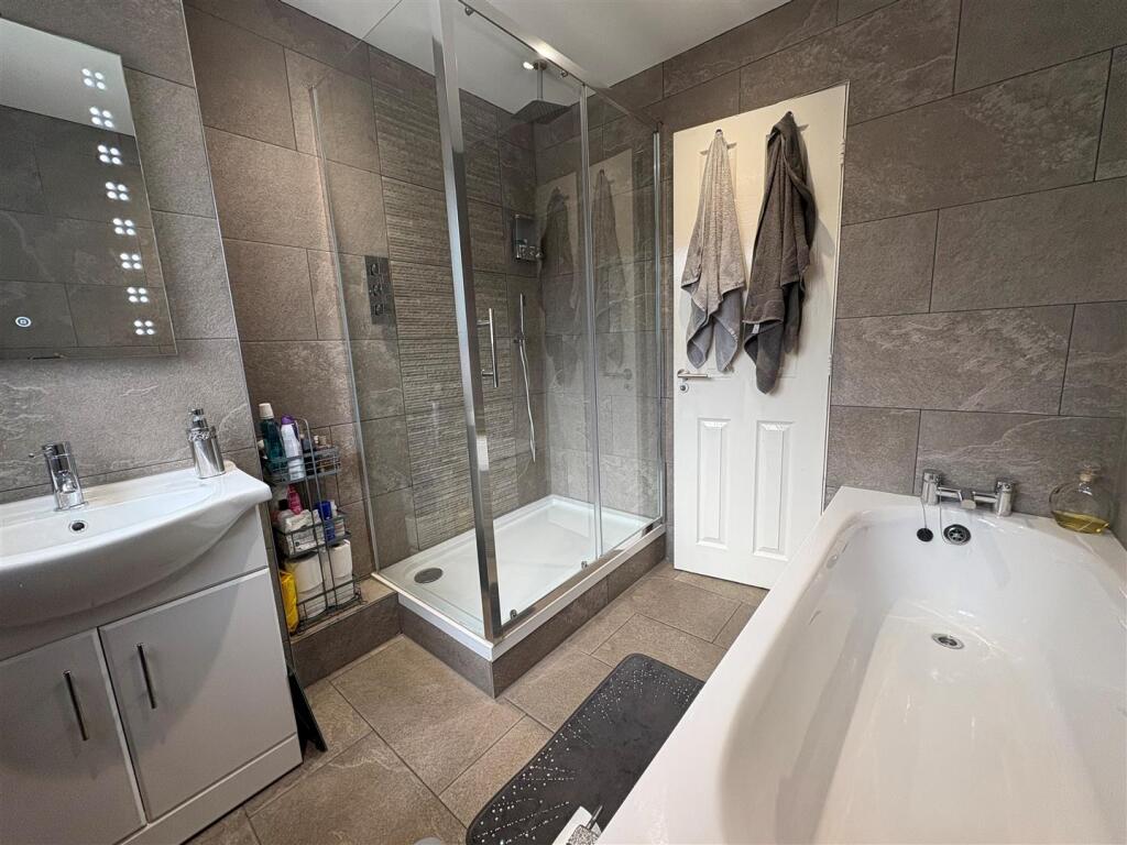 Additional image 8 of Elliot Court, Queensbury