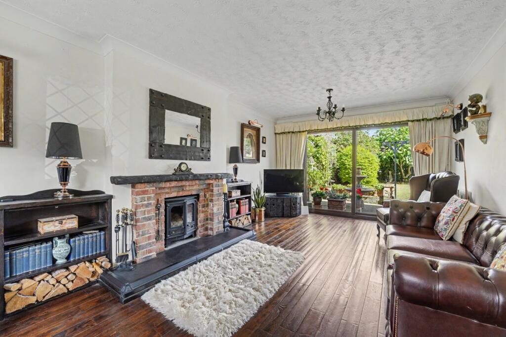 House in Biggleswade, Central Bedfordshire - View 3