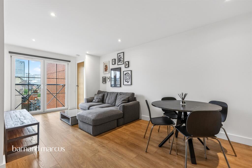 Apartment in London, Broad Green - View 5