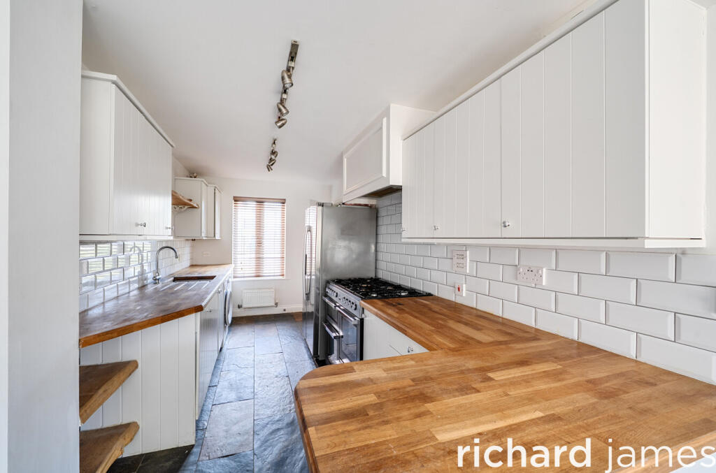 Mazurek Way, Haydon End, Swindon, SN25 photo 4