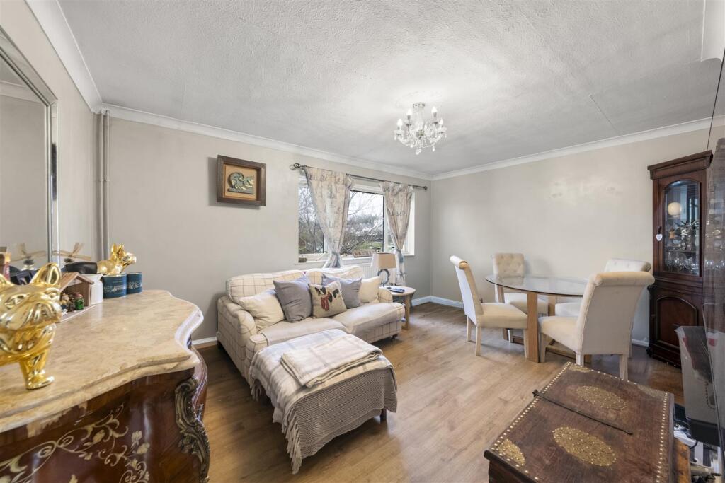 Main image of property: Southbourne Gardens, Ruislip