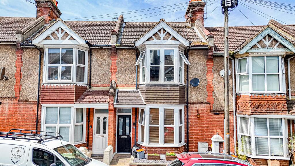 3-bed terraced on Silverlands Road, St Leonards-on-sea, £285,000