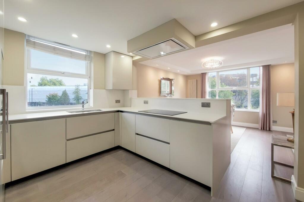 3 bedroom flat for rent