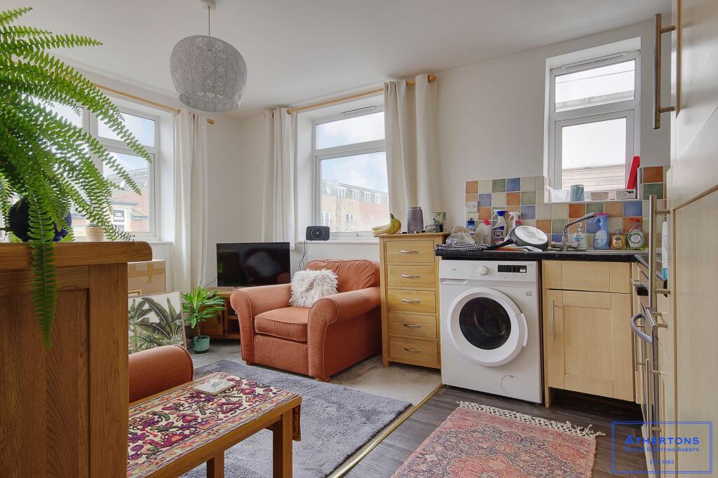 Wimborne Road, Bournemouth, BH9 - View 6