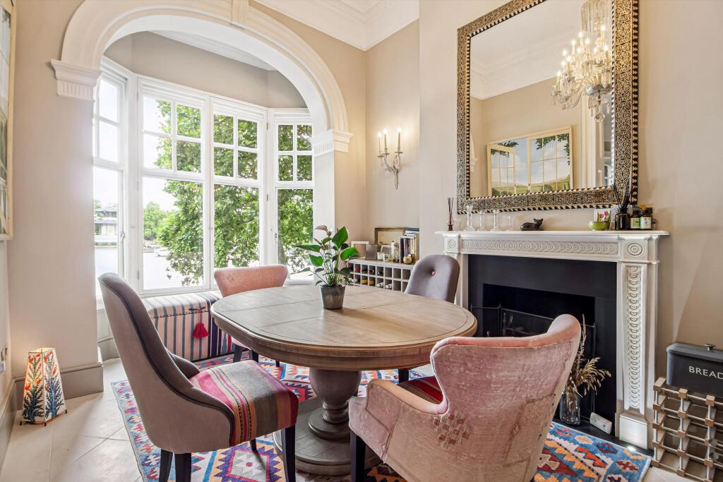 Apartment in London - View 4