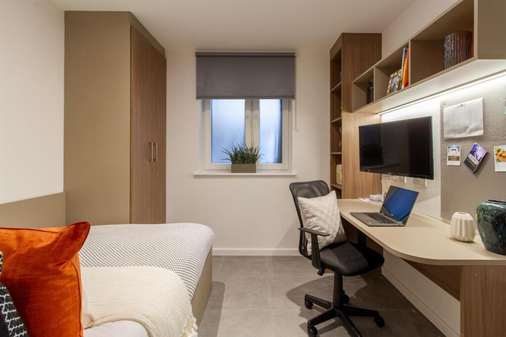 1 bedroom flat share for rent
