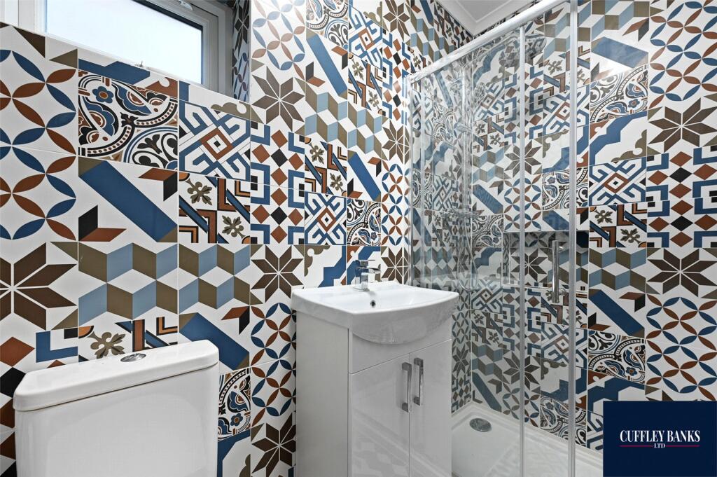 House in Southall - View 5
