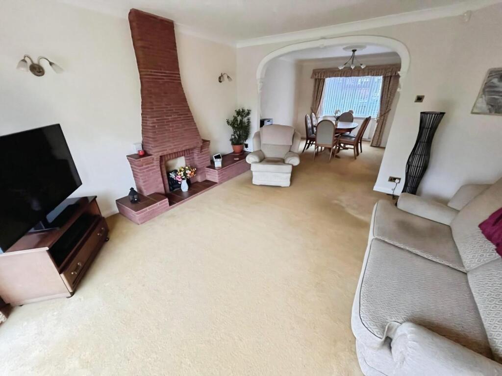 House in Sutton Coldfield, Whitehouse Common - View 5