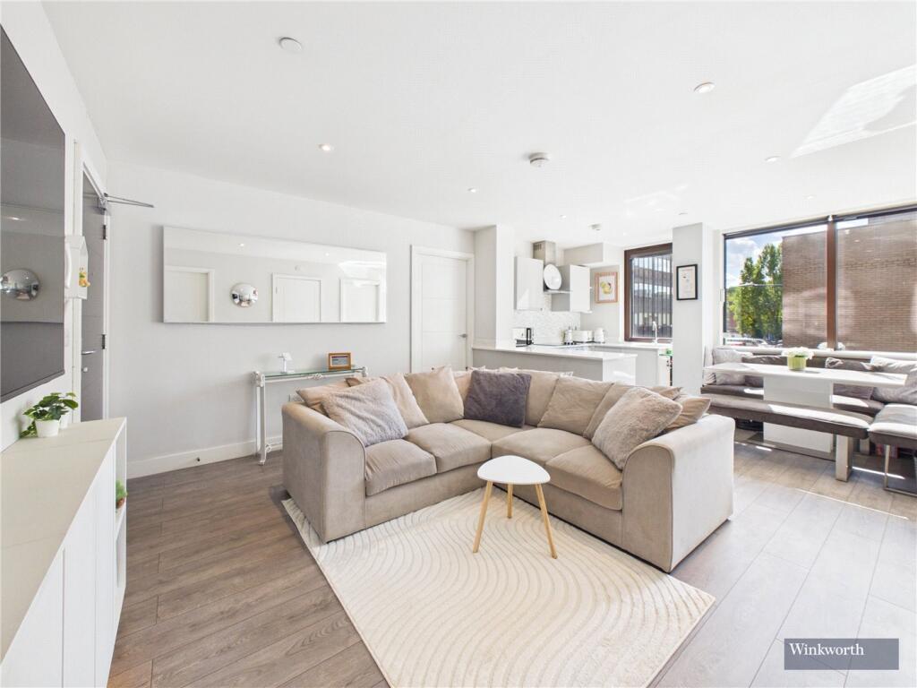 Apartment in Harrow - View 5