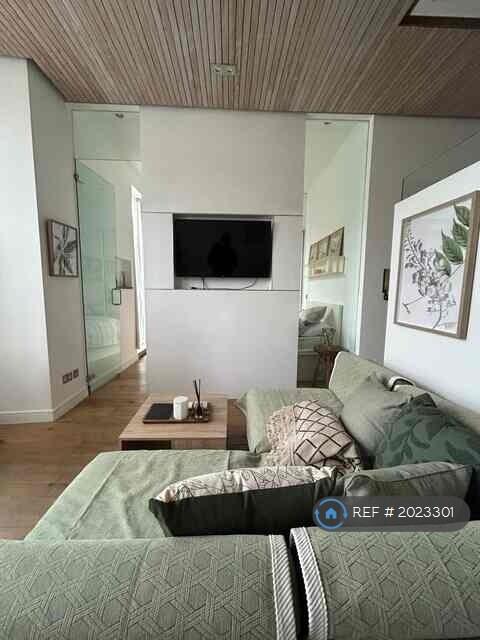 Main image of property: The Avenue, London, NW6