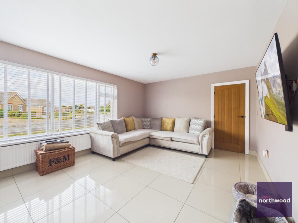 House in East Lindsey, Mablethorpe, Mablethorpe and Sutton - More