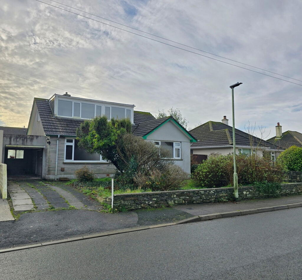 Main image of property: 112 Broad Park Road, Bere Alston, Yelverton, PL20 7DX