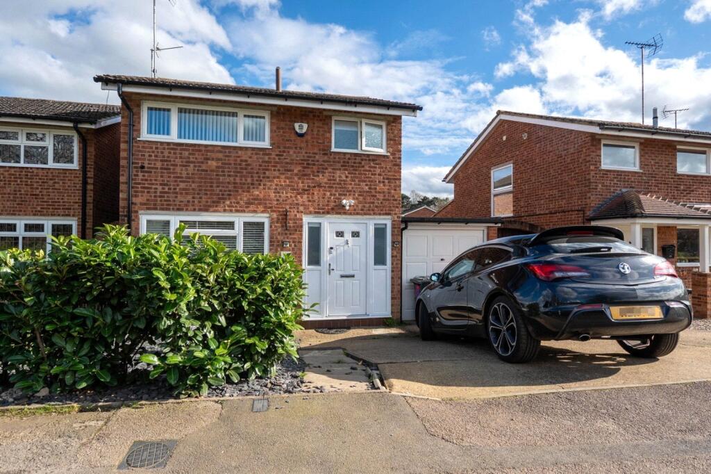 Main image of property: Linslade Road, Heath and Reach, Leighton Buzzard, Bedfordshire, LU7