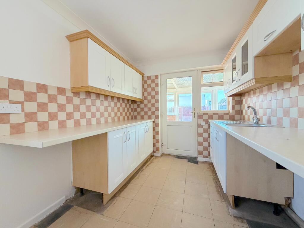 House in Walsall - View 3