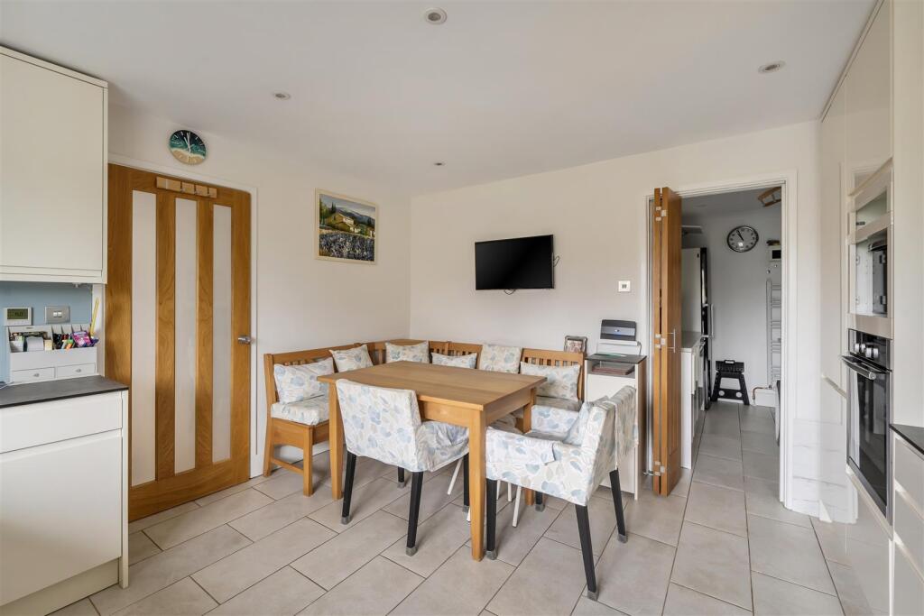 Rod Lane, Ilton, Ilminster photo 3