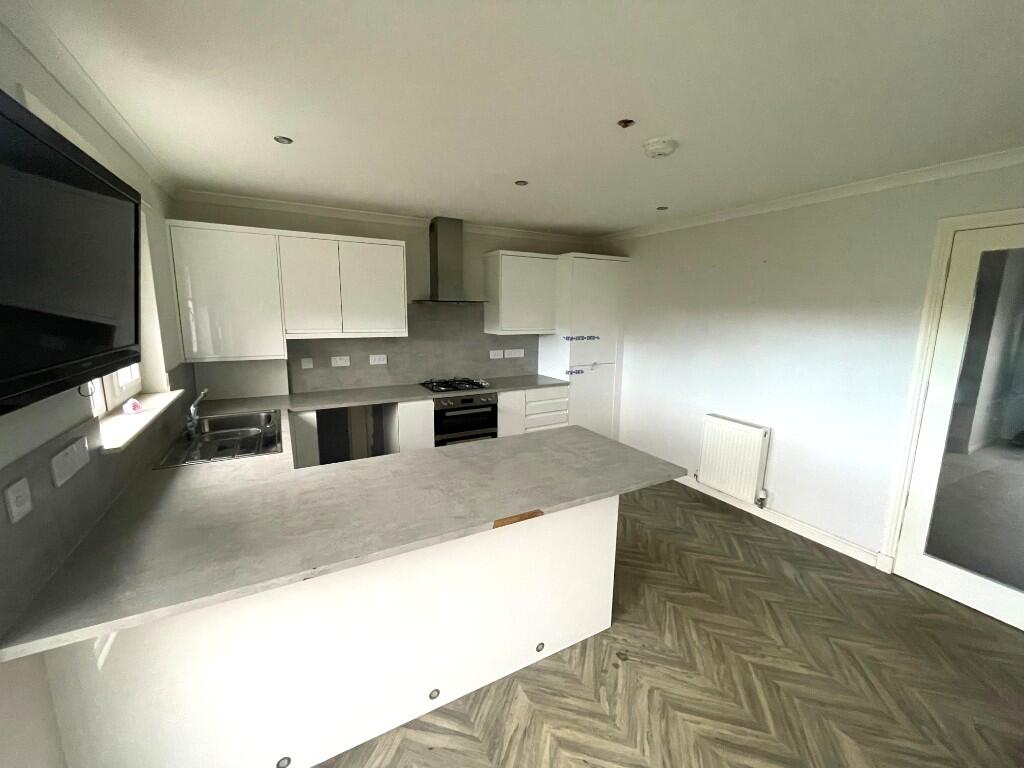 Fenton Place, Airdrie, Lanarkshire, ML6 photo 3