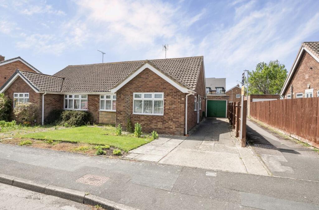 Main image of property: Glevum Road, Stratton St Margaret, Swindon, SN3