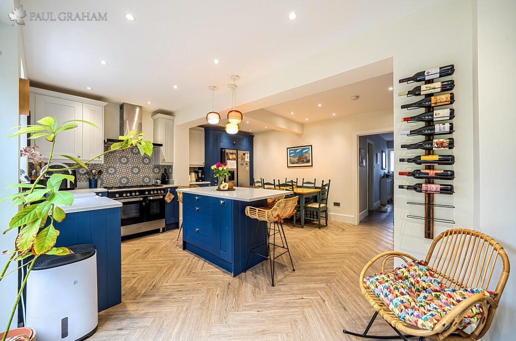 House in Carshalton, Hackbridge - View 4