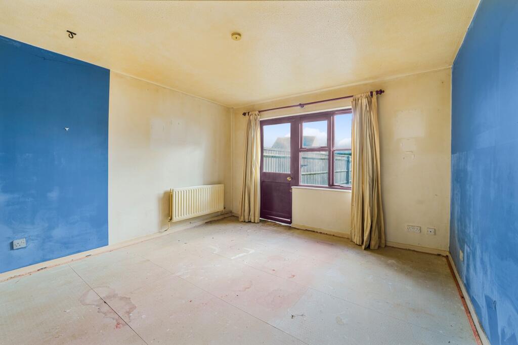 Manor Road, Witney, OX28 photo 4