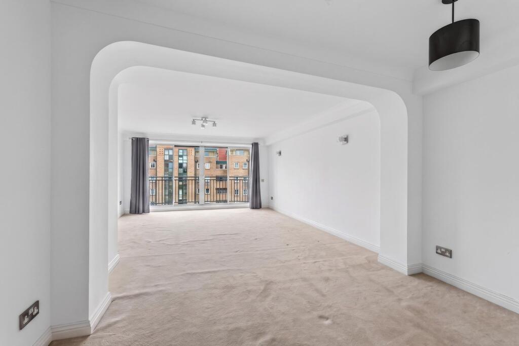 Apartment in Bournemouth - More