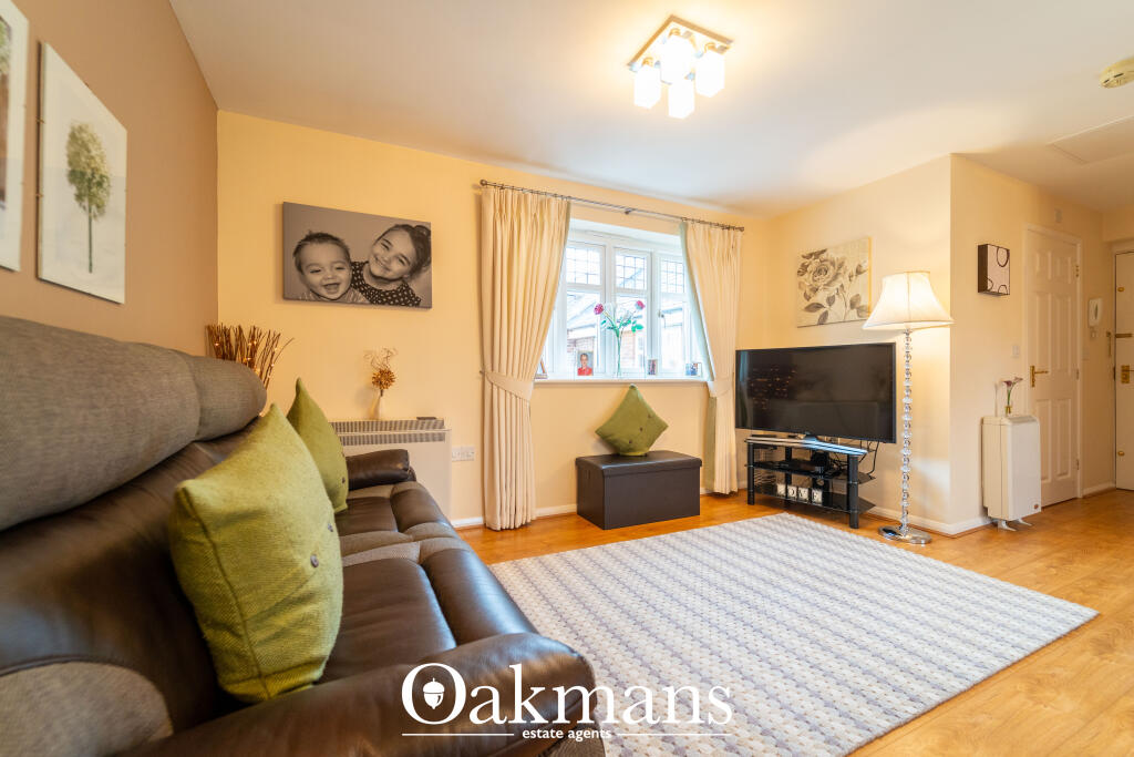 Cardinal Close, Birmingham, B17 photo 3