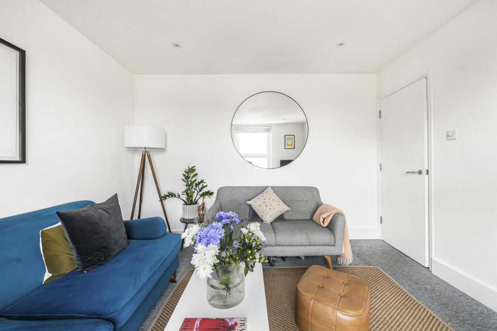 Apartment in London - More