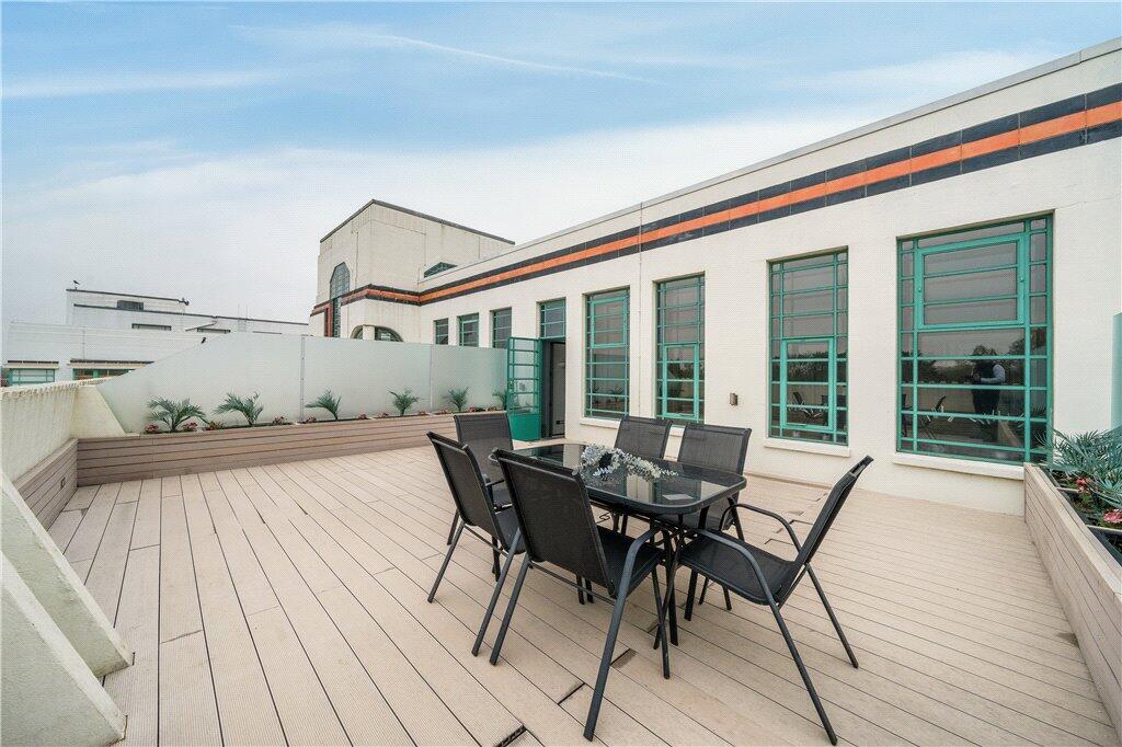 Main image of property: Western Avenue, Perivale, Greenford