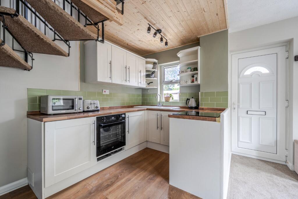 House in Portsmouth - View 5