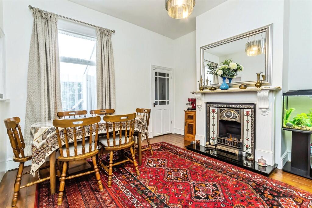 Arngask Road, London, SE6 photo 3
