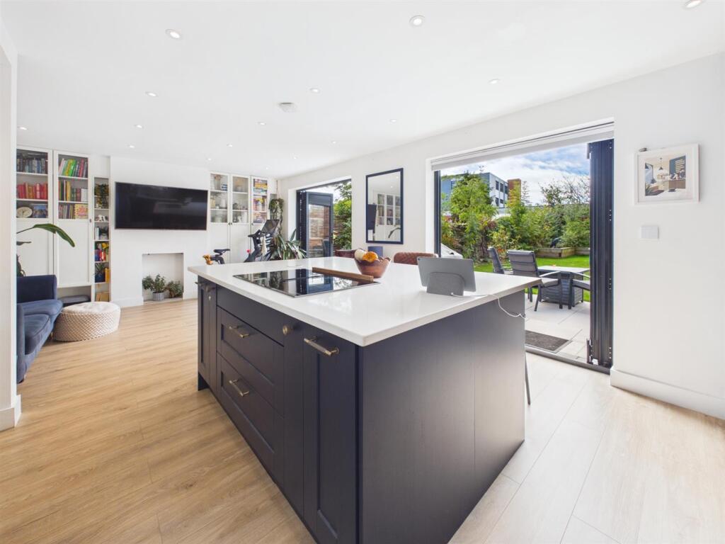 House in Tewkesbury, Brookfield, Churchdown - View 2