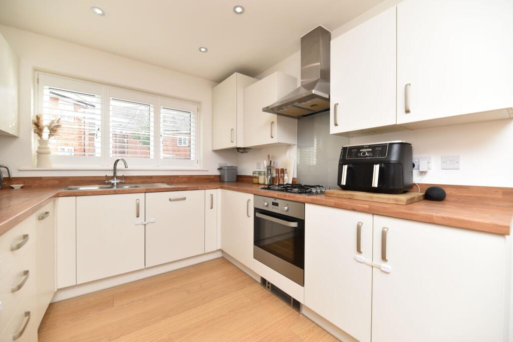House in Peterborough - View 2