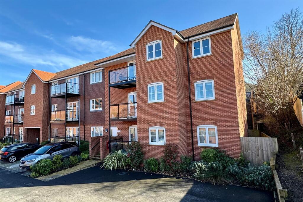 Main image of property: Godalming