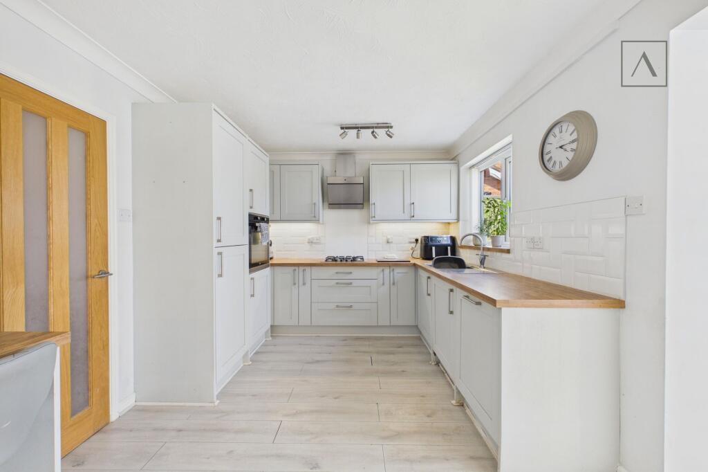 Llys Elinor, Kinmel Bay, LL18 photo 4