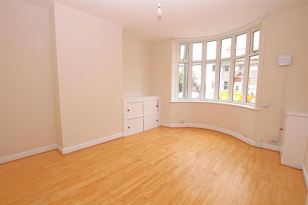 House in Northampton, Kingsthorpe - View 2