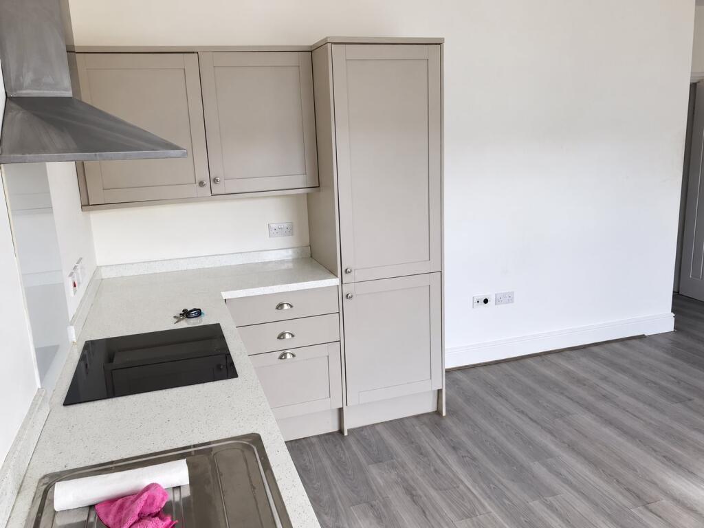 Apartment in Newcastle upon Tyne - View 4