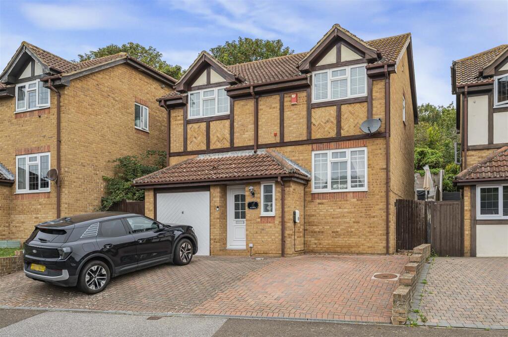 Main image of property: The Fairway, Newhaven